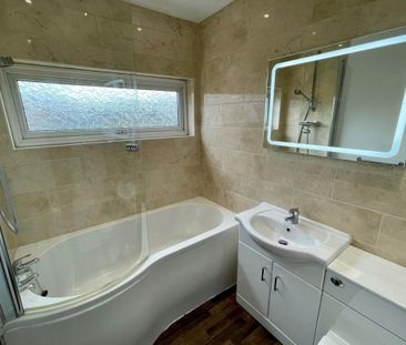 Earls Field - Photo 5