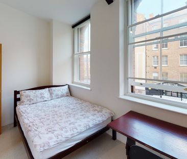 Flat 2, 1 Barker Gate, NG1 1JS, NOTTINGHAM - Photo 1