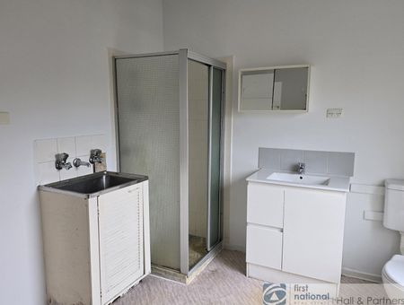 Two bedroom Unit - Photo 4