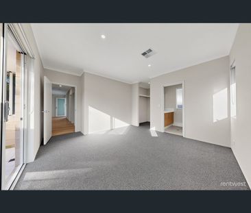 22C Quince Way, Coolbellup, WA 6163 - Photo 4