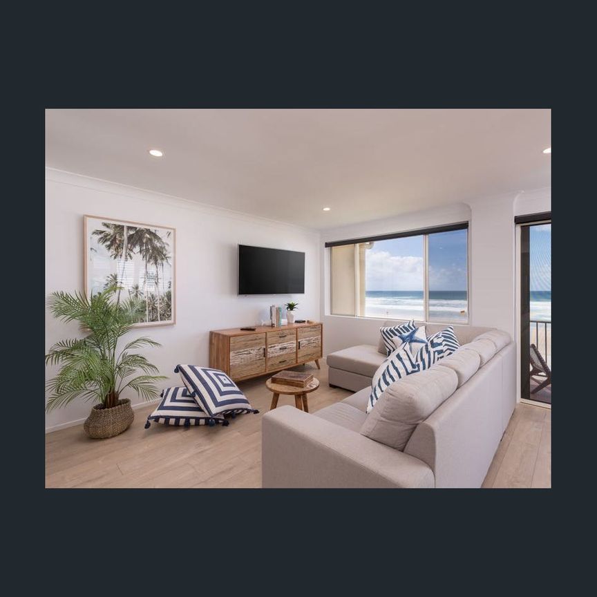 Absolute Beachfront Apartment in a Sought-after Location - Furnished - Photo 1