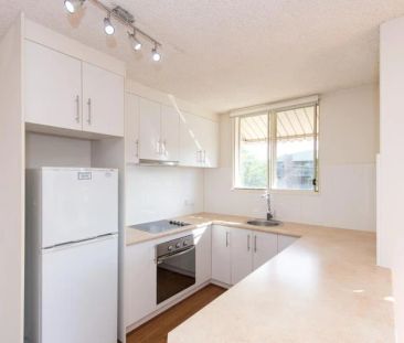 QUIET & PEACEFUL&mldr; WHITE GOODS INCLUDED - Photo 3