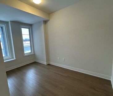 For Lease - 2928 Whites Road, Pickering, Ontario - Photo 5