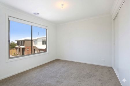 4/126 Moffat Drive, Lalor VIC 3075 - House For Rent | Domain - Photo 3