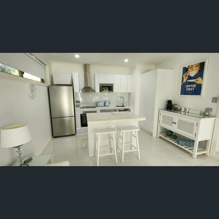 9/542 Esplanade, Urangan, Qld 4655 - Photo 1
