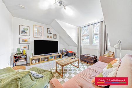 Rosendale Road, London, SE21 - Photo 2