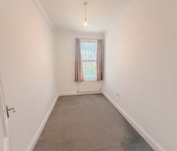 2 Bed Flat, Ingleby Road, IG1 - Photo 6