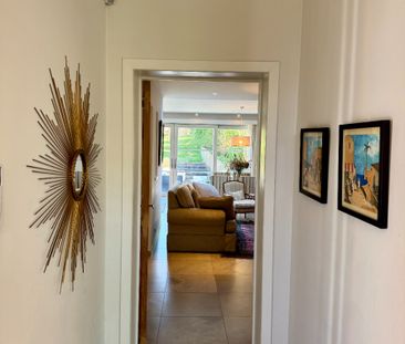 Gerenoveerde gezinswoning met tuin – 6 slaapkamers – 250 m² - Photo 4