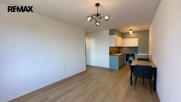 Pronájem bytu 2+kk 43 m², U jezera 2047, Praha Stodůlky - Фото 1