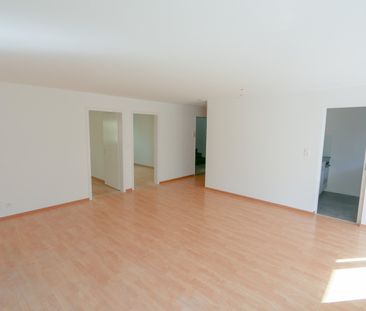 Helle 3.5-Zimmer-Wohnung in Rüfenacht BE – frisch renoviert und sof... - Photo 1
