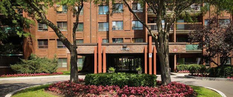 3000 Victoria Park Ave | 3000 Victoria Park Ave, Toronto - Photo 1