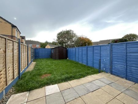2 bedroom semi-detached house to rent - Photo 5