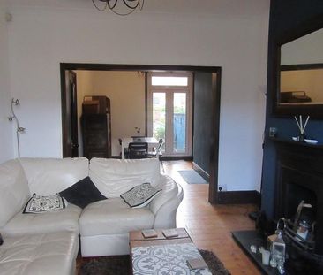3 bedroom terraced house to rent - Photo 2
