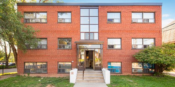 2495 Lake Shore Boulevard, West - Photo 3