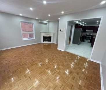 For Lease - 102 Lucena Crescent, Vaughan, Ontario - Photo 5