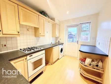 3 bedroom semi-detached house to rent - Photo 3