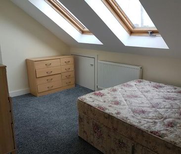 Apartment 7, 2 Brookhill Avenue, Belfast, BT14 6AQ - Photo 2