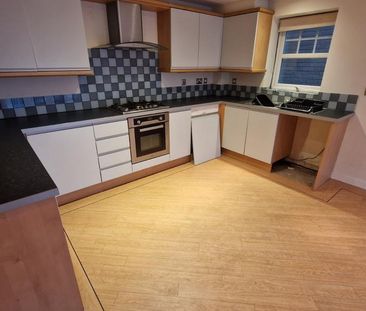 2 bedroom flat to rent - Photo 6
