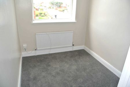 Abbey Road, Blackpool, FY4 2PZ - Photo 3