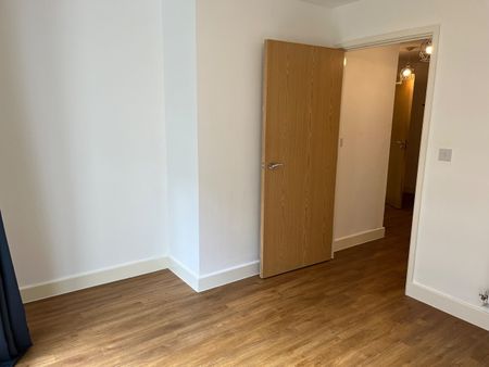 2 Bed Flat, Venice Corte, SE13 - Photo 5