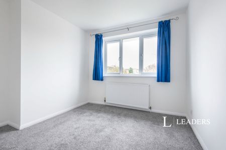 3 bedroom property to rent Kingsdown, Hitchin, SG4 - Photo 5