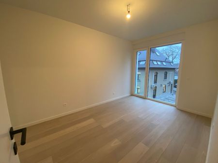 Luxueus nieuwbouwappartement nabij centrum Genk. - Photo 4