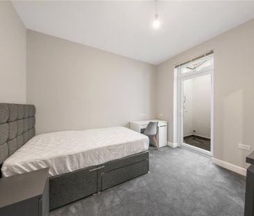 5 bedroom terraced house to rent - Photo 2