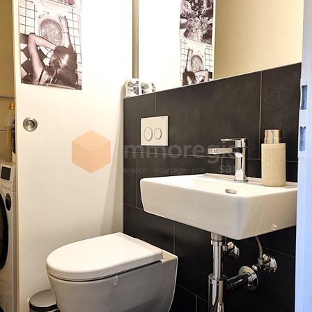 Very nice 3.5 room apartment with indoor parking space and charges included - Photo 3