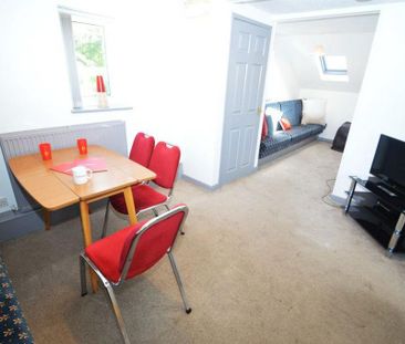 4 bedroom flat to rent - Photo 5