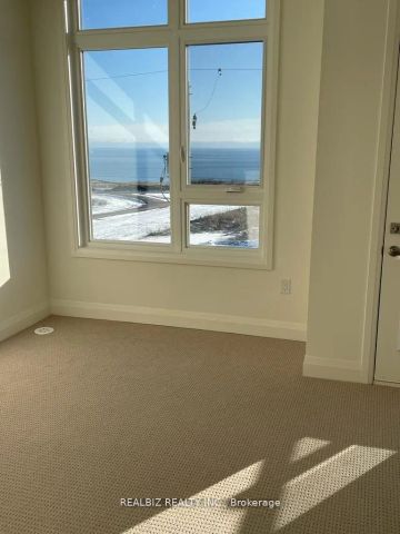 Condo Townhouse For Lease | E9039046 - Photo 4