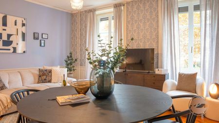 BELLE ÉPOQUE CHARM - 3.5-ROOM / 2-BEDROOM BOUTIQUE SERVICED APARTMENT - Photo 5