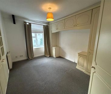3 bedroom detached house to rent - Photo 4