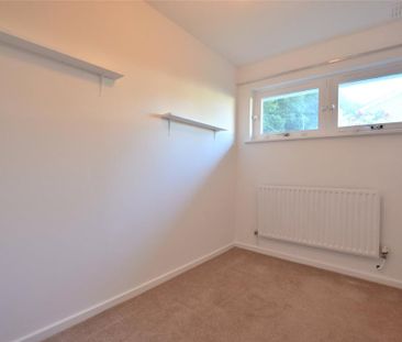 2 bedroom bungalow to rent - Photo 3