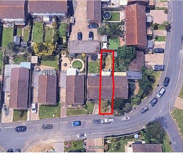 3 bedroom terraced house to rent - Photo 3