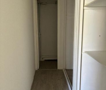 Location Appartement 2 pièces 56m² VALENCE 26000 - Photo 2