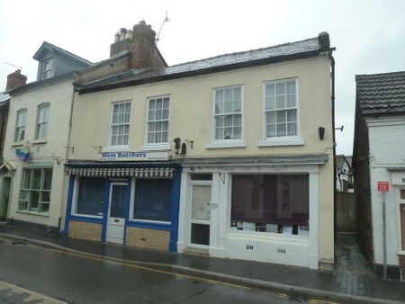 2 bedroom flat to rent - Photo 3