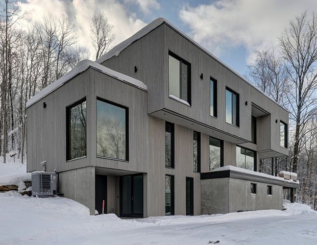 À louer / Maison à étages - Photo 1