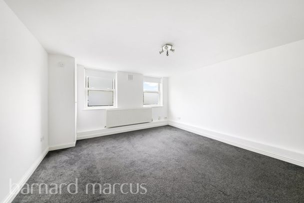 Portsmouth Road, THAMES DITTON - Photo 1