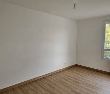 Location appartement 4 pièces 77 m² à Privas (07000) - Photo 4