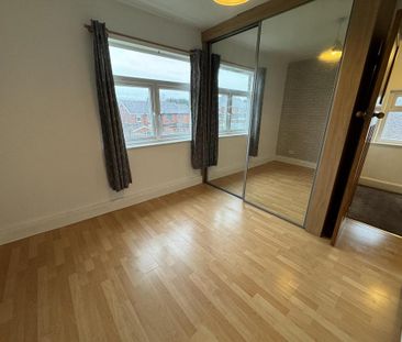 3 bedroom semi-detached house to rent - Photo 6