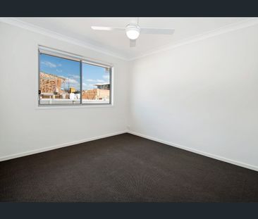 $ 630.00 per week increasing to $680.00 from 9/8/2026 - Photo 2