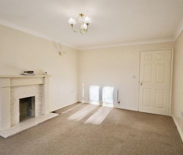 Fenwick Close, Shiremoor - Photo 2