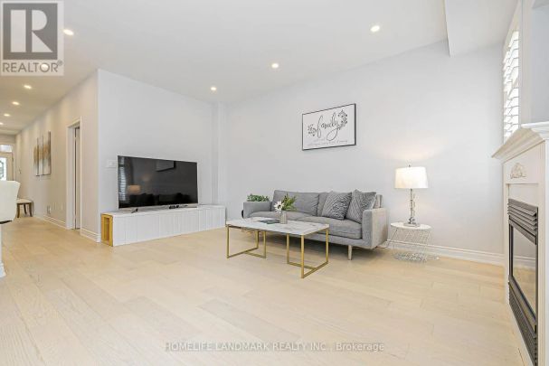 9 LONGWOOD AVENUE - Photo 1