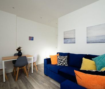 1 bedroom in a house share to rent - Photo 3