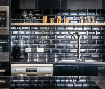 18th Floor with Spectacular Views - Photo 2