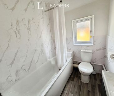 3 bedroom house to rent Onehouse Road, Stowmarket, IP14 - Photo 6