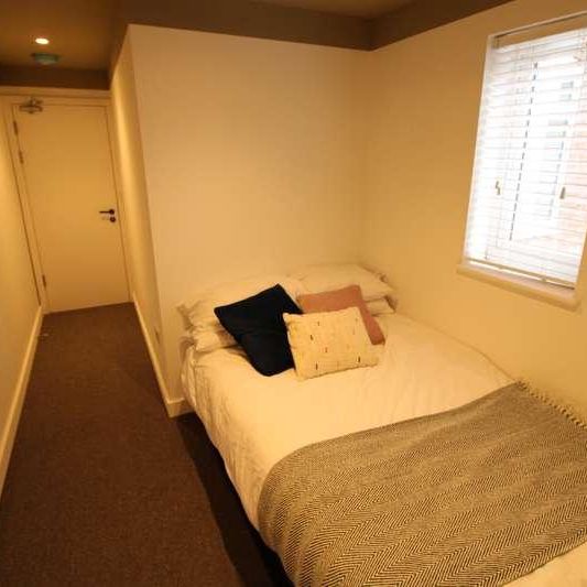 Wyggeston Street, Burton Upon Trent, DE13 - Photo 1