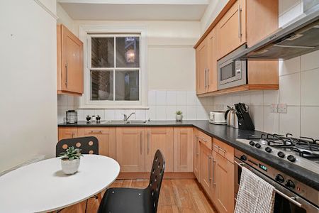 Room 5, Lanark Place, W9 - Photo 4