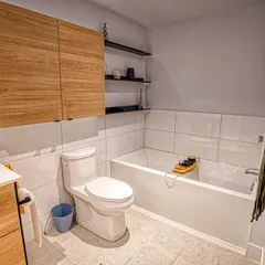 1 room apartment of 78m² in Montreal - Photo 2
