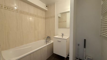 Location Appartement 2 pièces 31m² - Photo 5